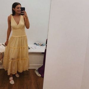 Yellow Ruffle dress. From Charming Oaks Boutique.size Small, brand: Mable